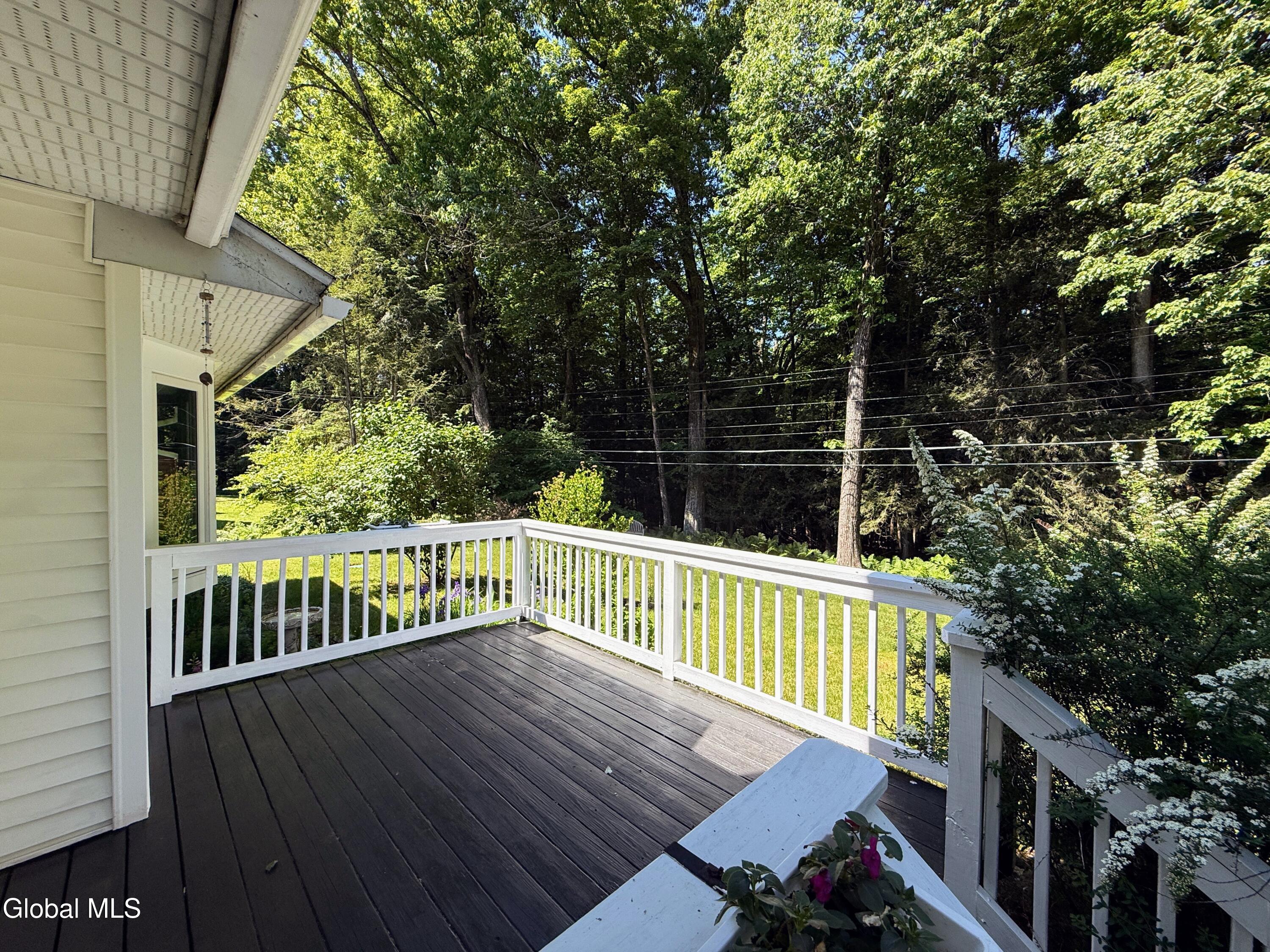 132 Birch Lane Schenectady NY 12302
