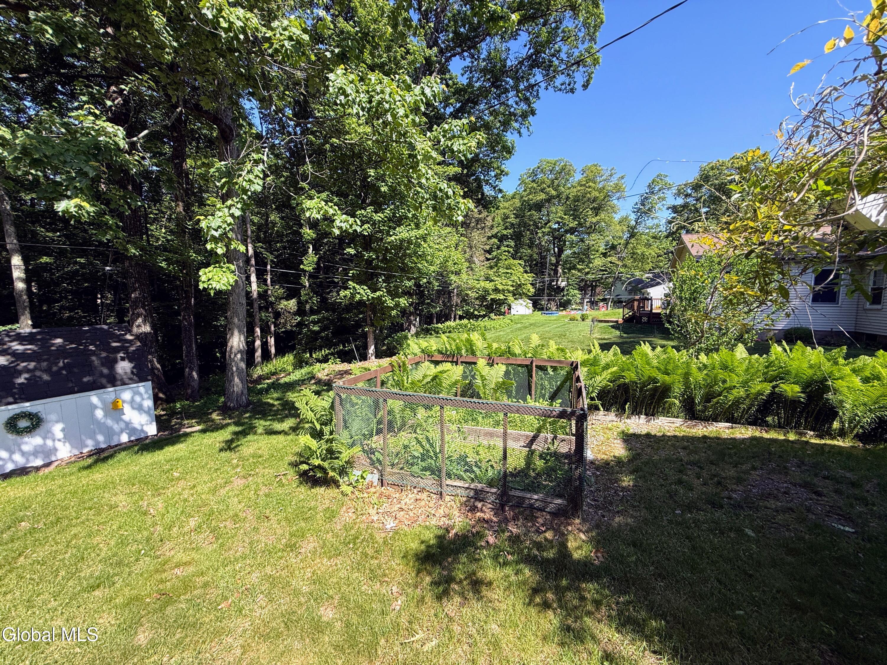 132 Birch Lane Schenectady NY 12302
