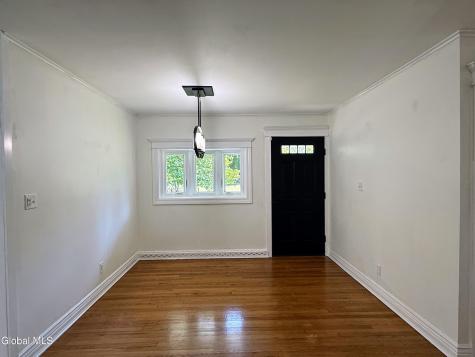 132 Birch Lane Schenectady NY 12302