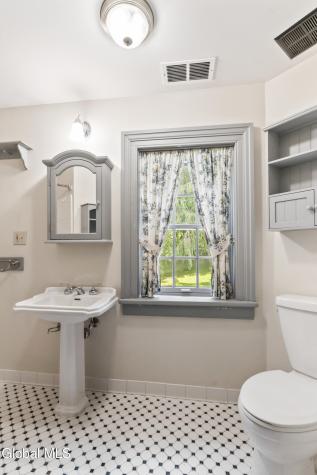 1236 Mcguire School Road Delanson NY 12053