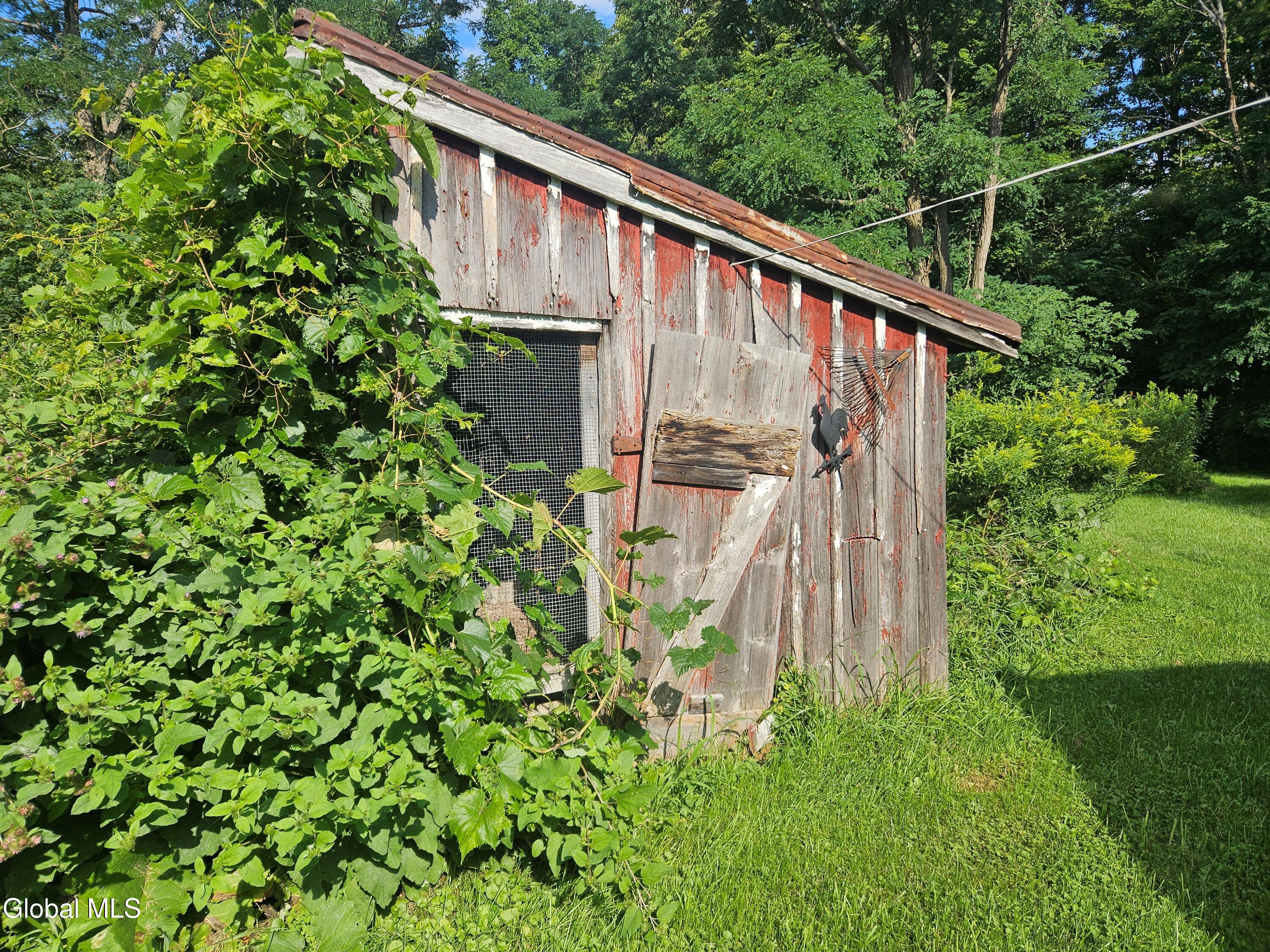 1235 Grovenors Corners Road Cental Bridge NY 12035