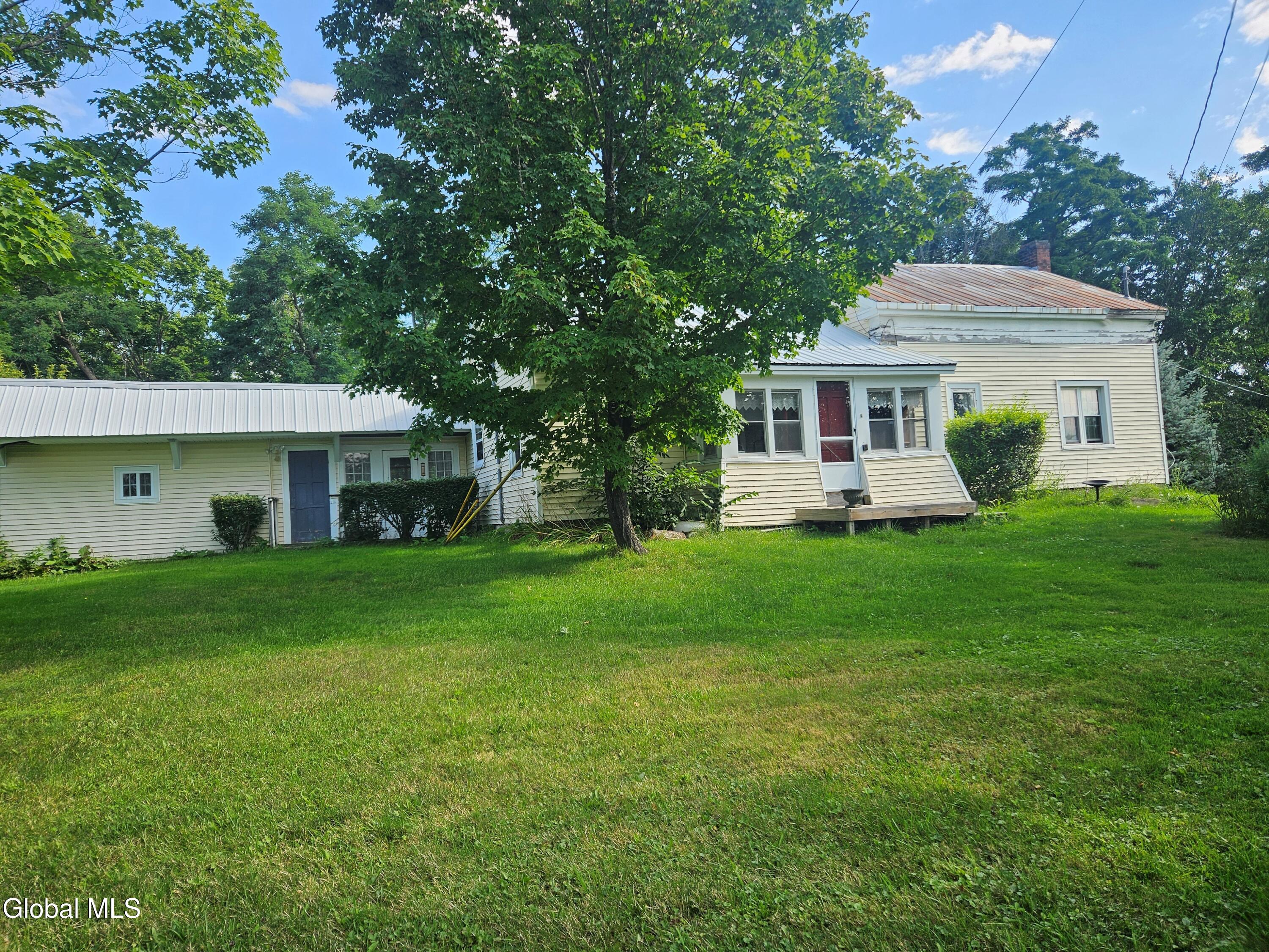 1235 Grovenors Corners Road Cental Bridge NY 12035