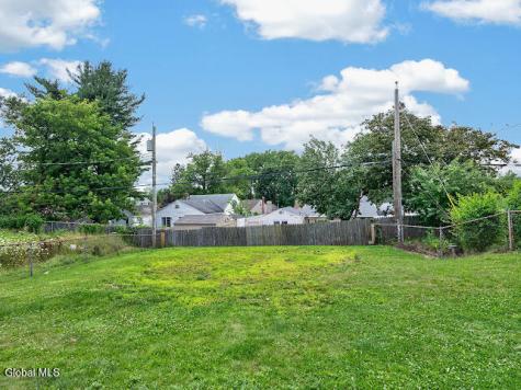 34 Perry Avenue Latham NY 12110