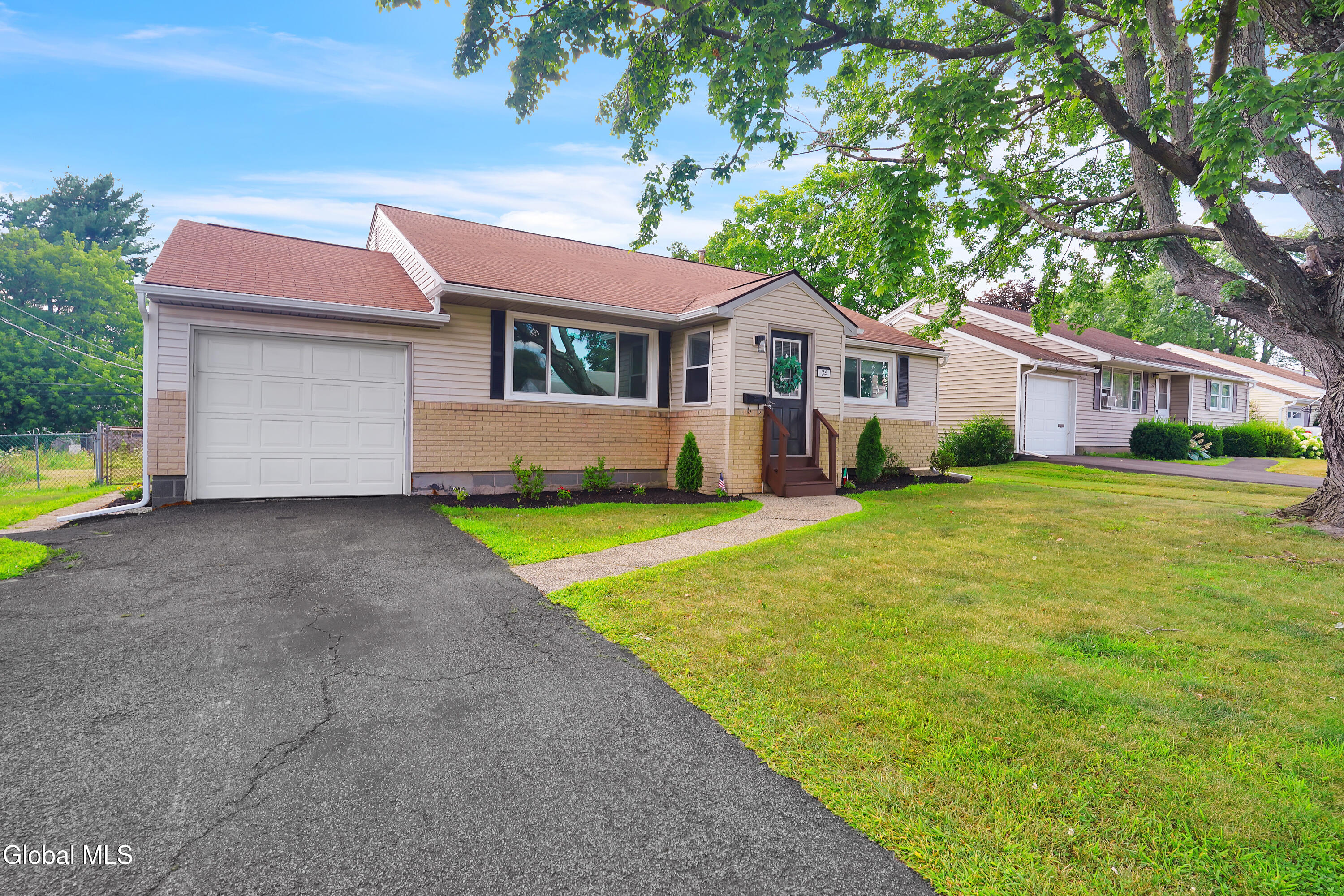 34 Perry Avenue Latham NY 12110