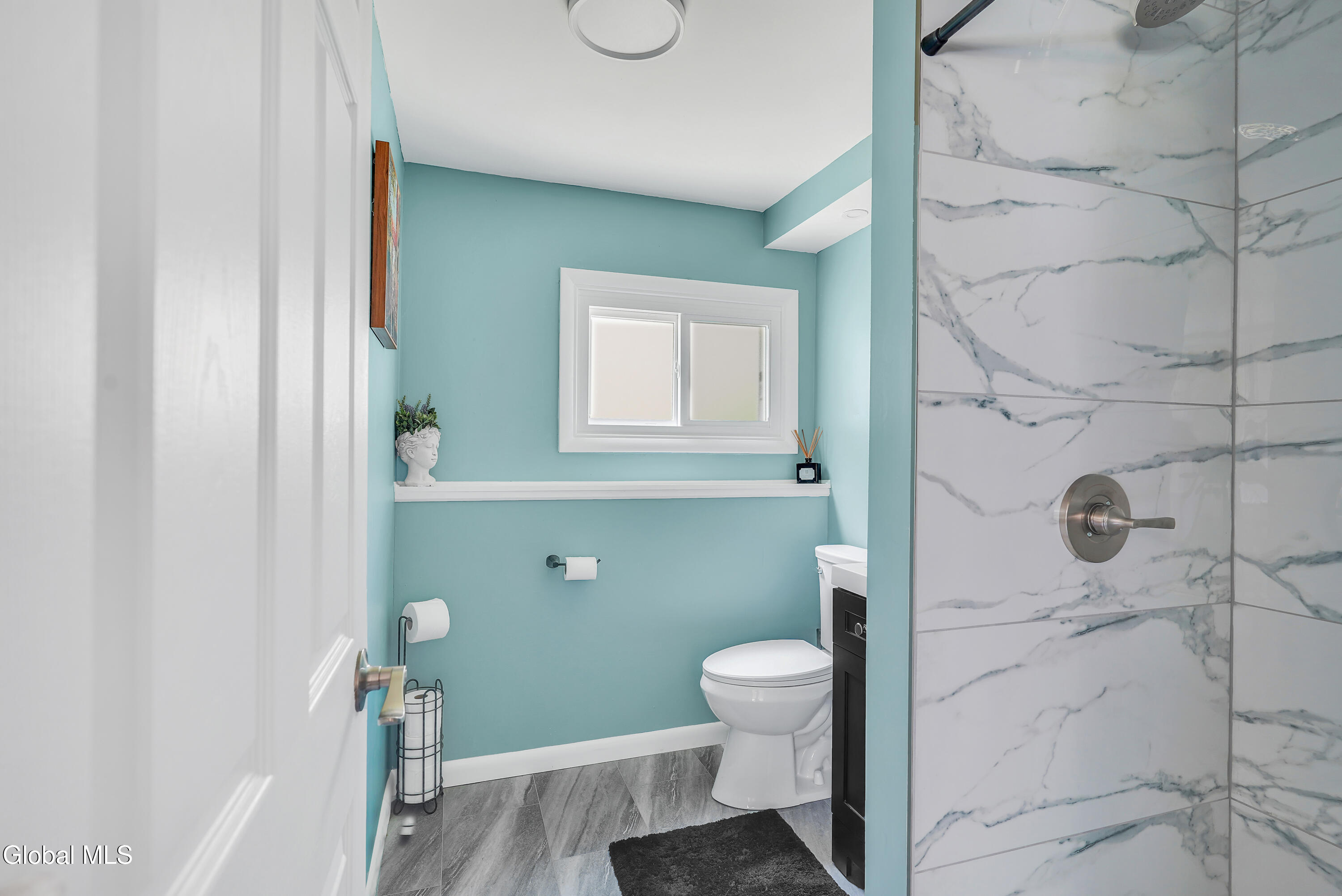 34 Perry Avenue Latham NY 12110