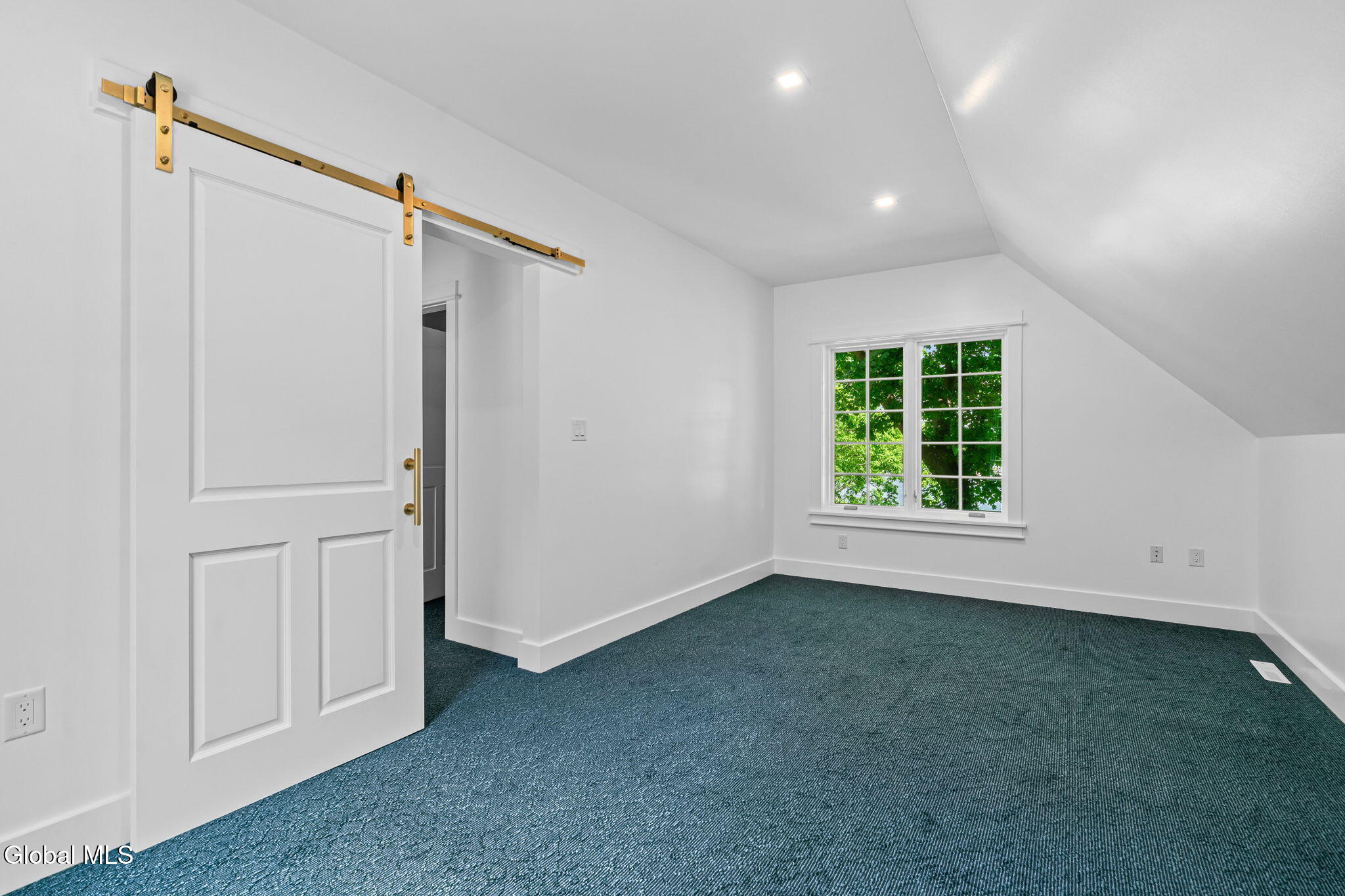 674 Crescent Avenue Saratoga NY 12866