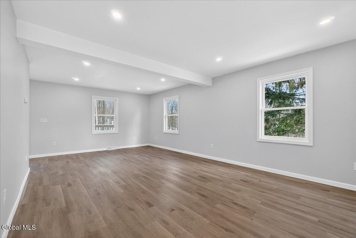 6 Charl Lane Troy NY 12180