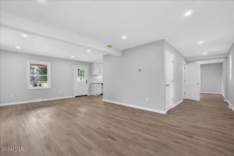6 Charl Lane Troy NY 12180