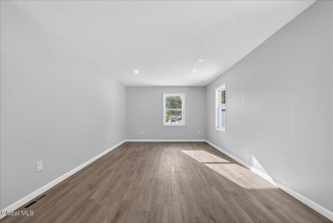 6 Charl Lane Troy NY 12180