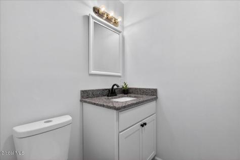 6 Charl Lane Troy NY 12180