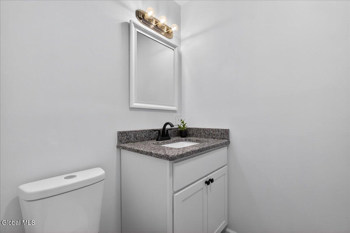6 Charl Lane Troy NY 12180