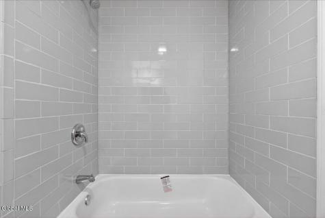 6 Charl Lane Troy NY 12180
