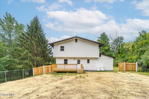 6 Charl Lane Troy NY 12180
