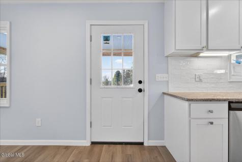 6 Charl Lane Troy NY 12180
