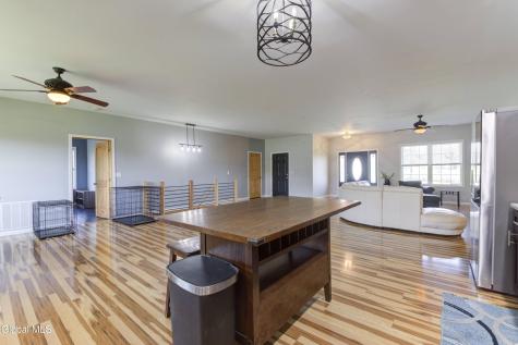 285 Hayes Road Schaghticoke NY 12154