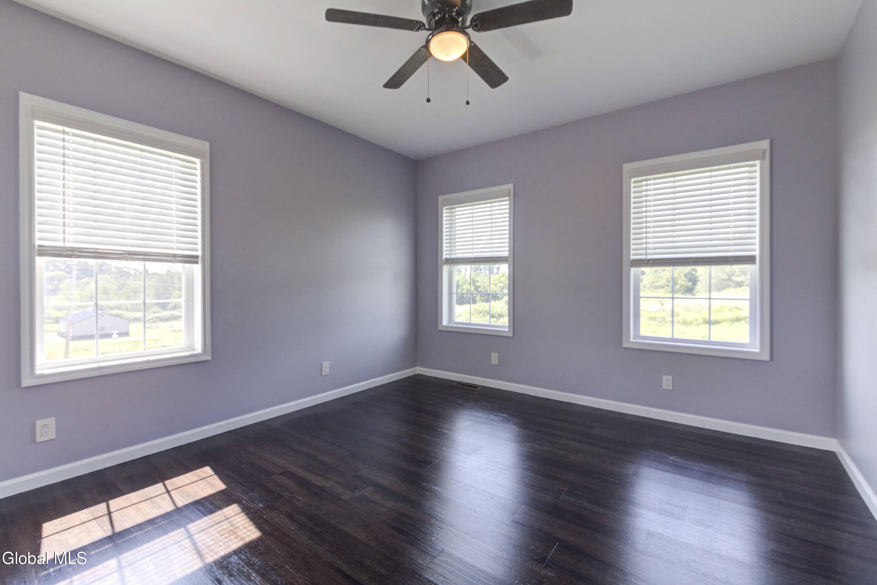 285 Hayes Road Schaghticoke NY 12154