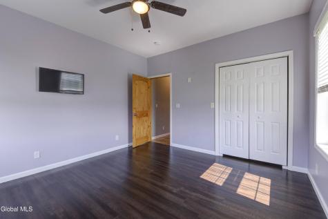 285 Hayes Road Schaghticoke NY 12154