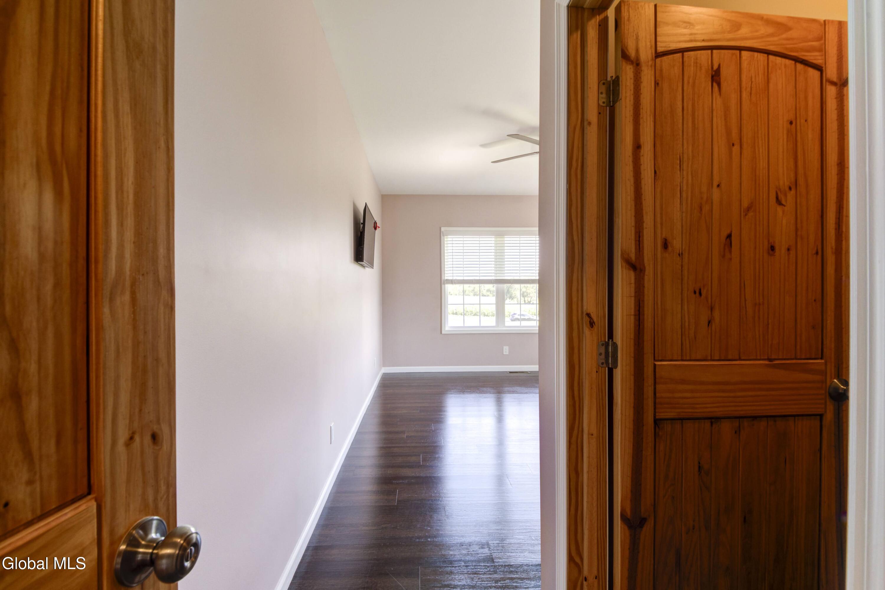 285 Hayes Road Schaghticoke NY 12154