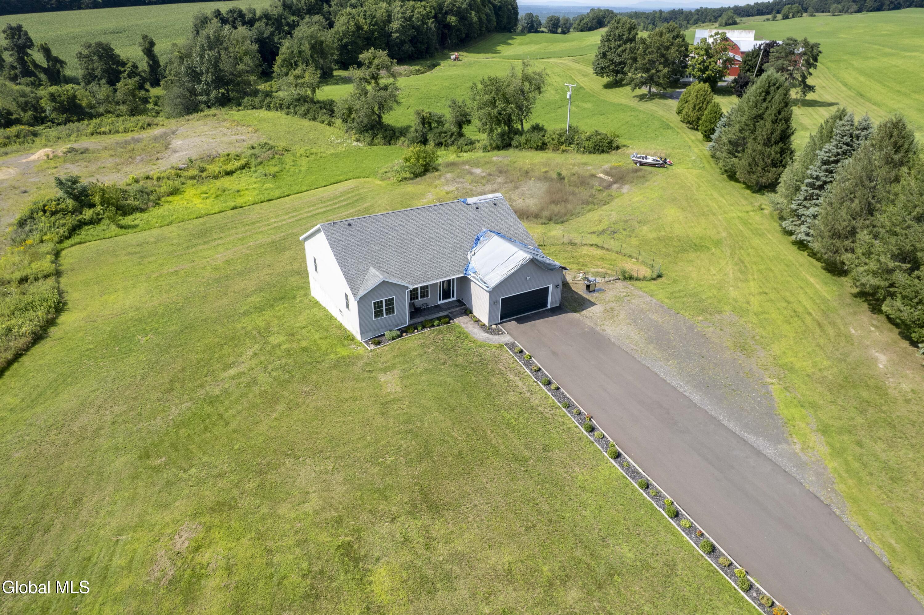 285 Hayes Road Schaghticoke NY 12154
