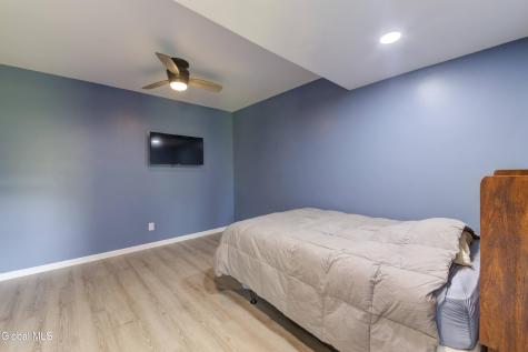 285 Hayes Road Schaghticoke NY 12154