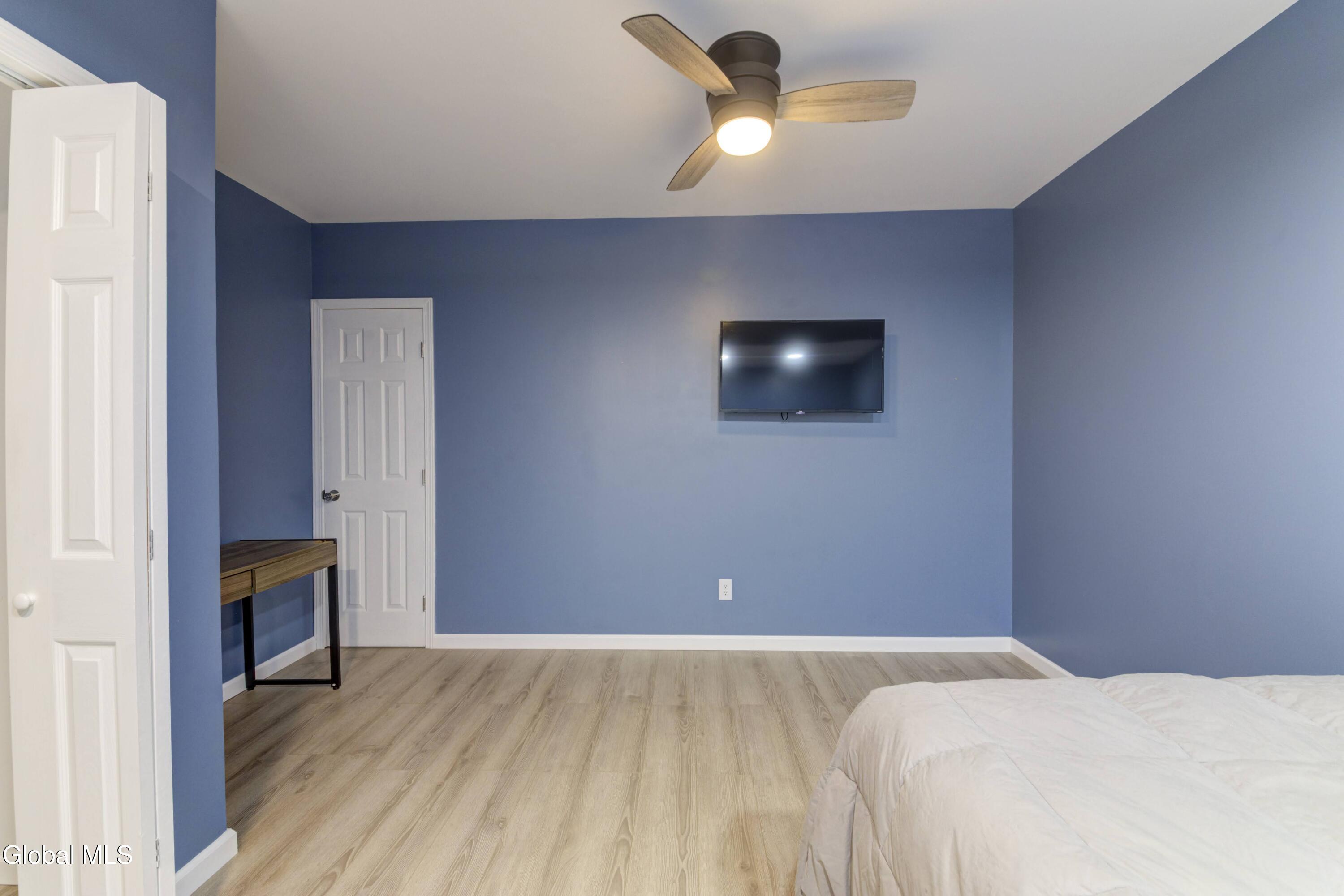 285 Hayes Road Schaghticoke NY 12154