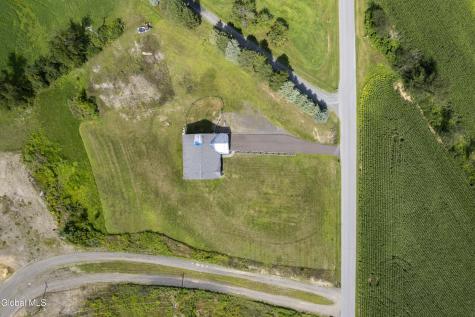 285 Hayes Road Schaghticoke NY 12154