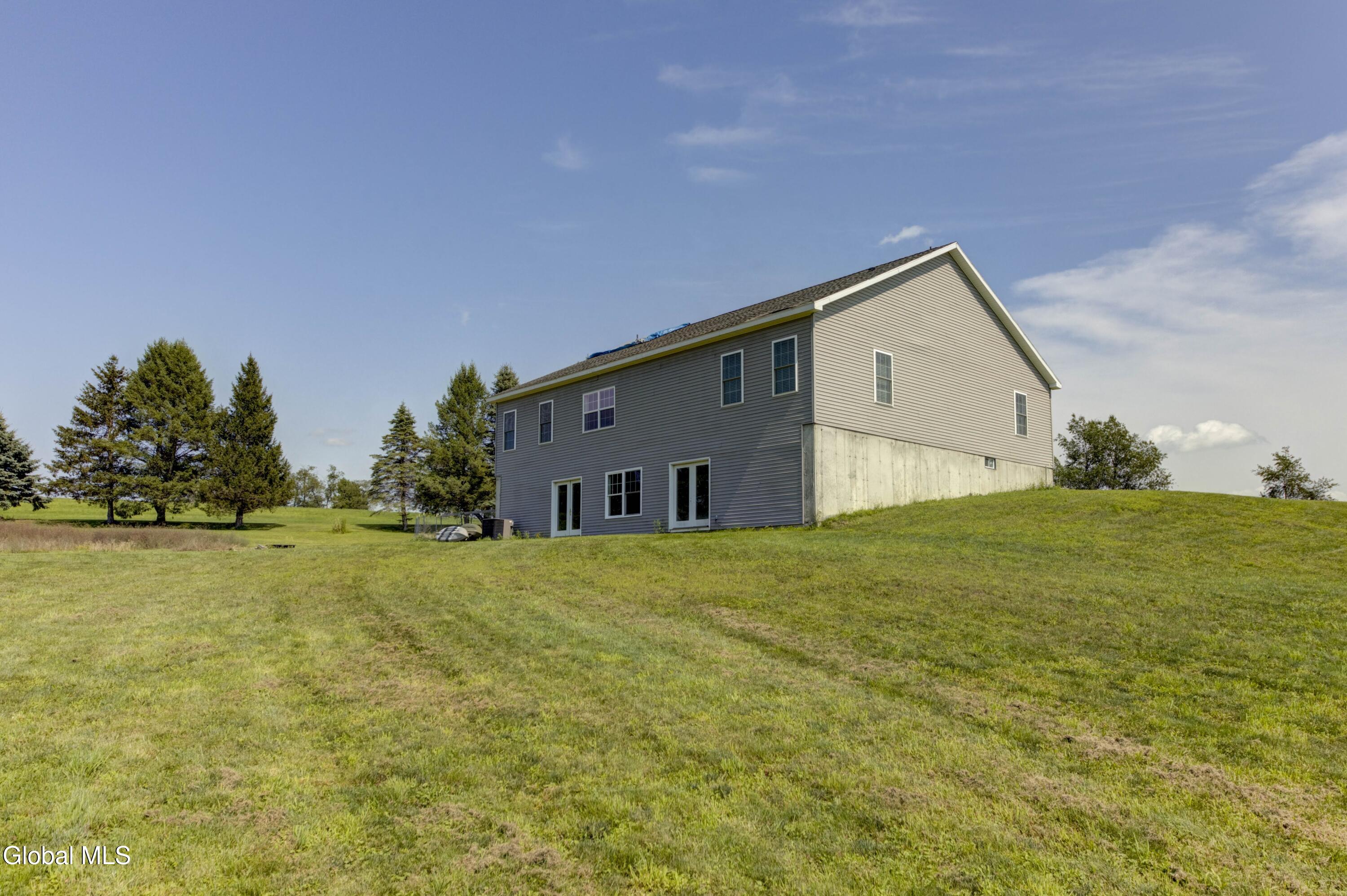 285 Hayes Road Schaghticoke NY 12154