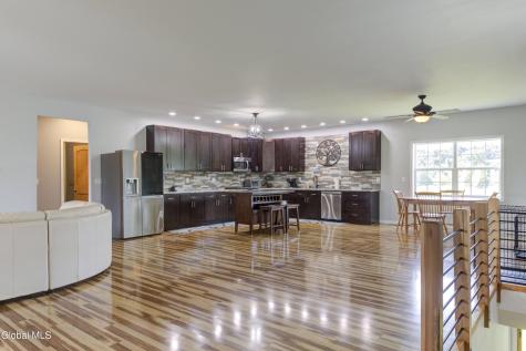 285 Hayes Road Schaghticoke NY 12154