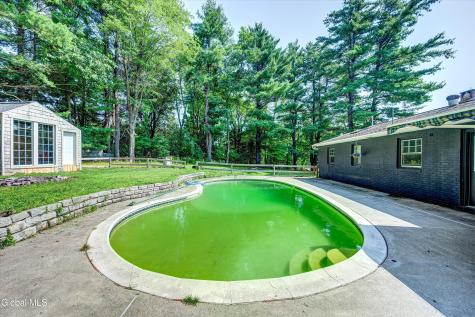 13 Woodridge Road Wynantskill NY 12198
