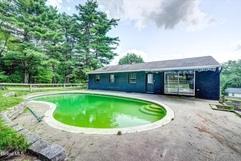 13 Woodridge Road Wynantskill NY 12198