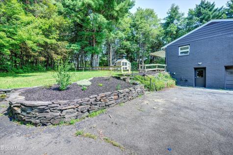 13 Woodridge Road Wynantskill NY 12198