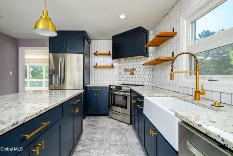 13 Woodridge Road Wynantskill NY 12198