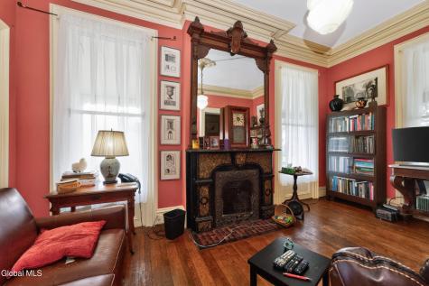 824 2nd Avenue Troy NY 12182