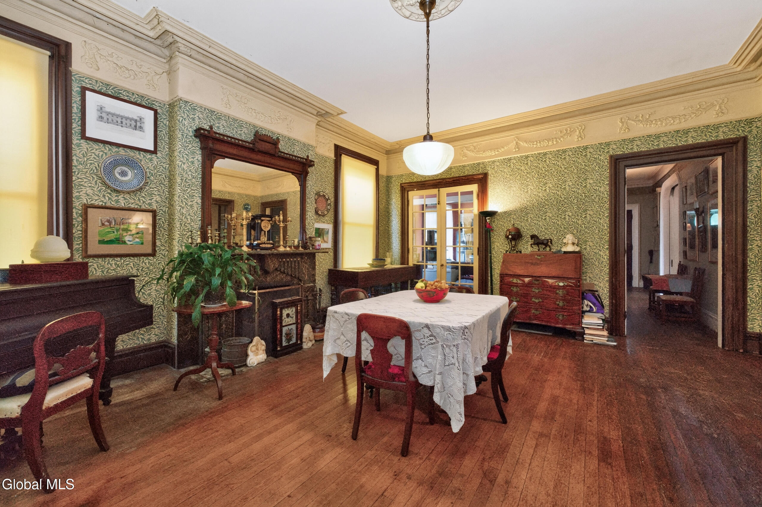 824 2nd Avenue Troy NY 12182