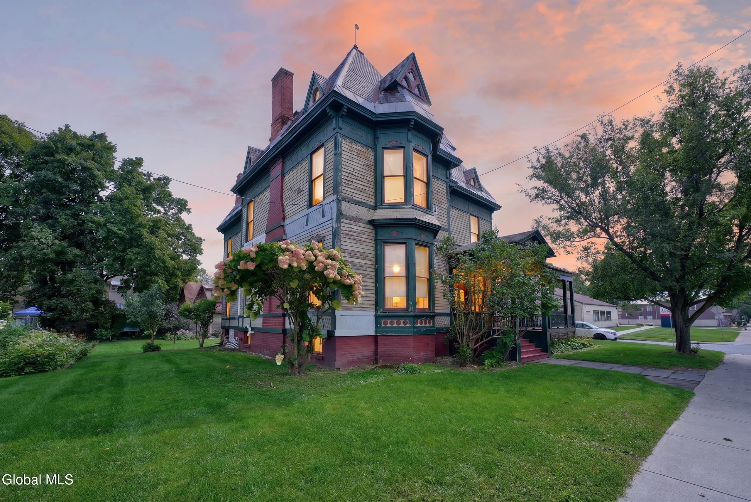 824 2nd Avenue Troy NY 12182