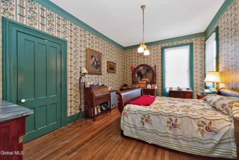 824 2nd Avenue Troy NY 12182