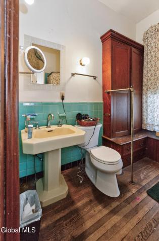 824 2nd Avenue Troy NY 12182