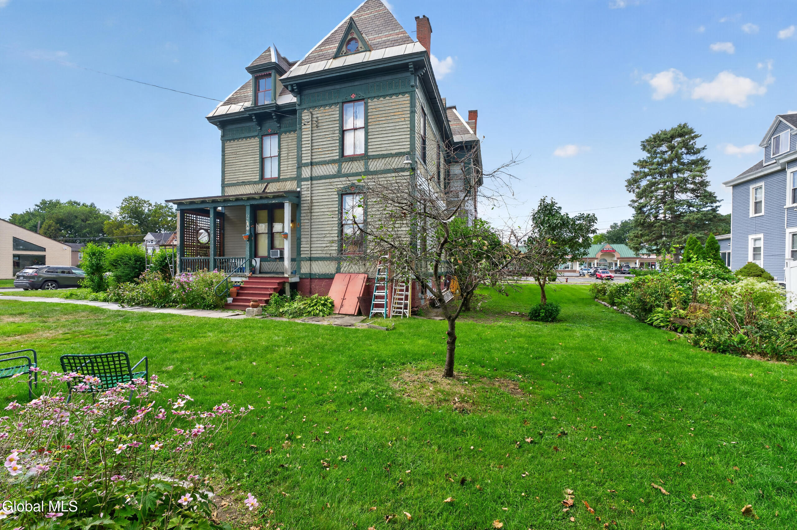 824 2nd Avenue Troy NY 12182