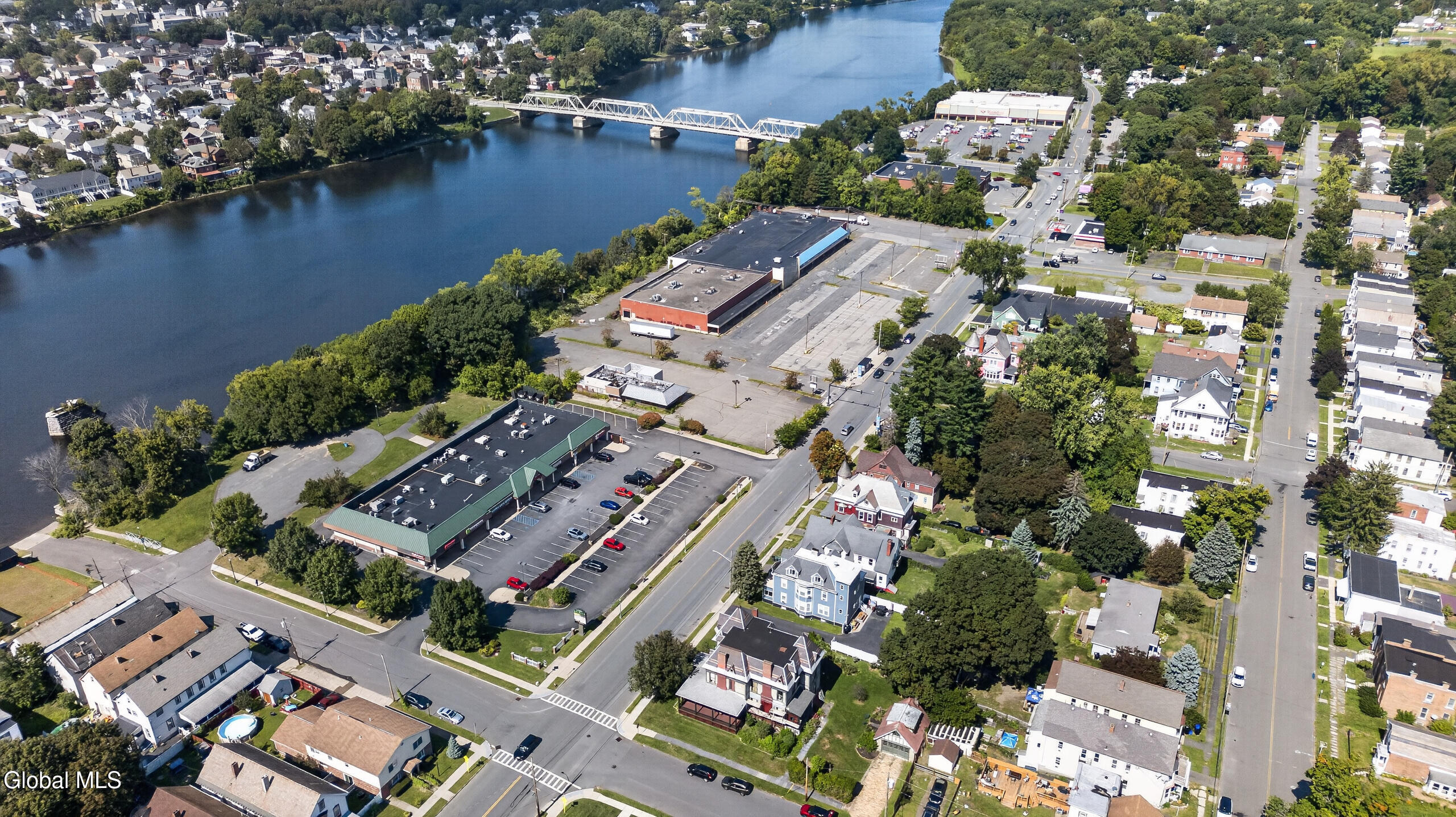 824 2nd Avenue Troy NY 12182