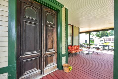 824 2nd Avenue Troy NY 12182