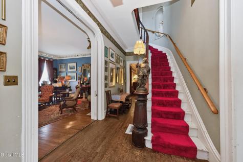 824 2nd Avenue Troy NY 12182