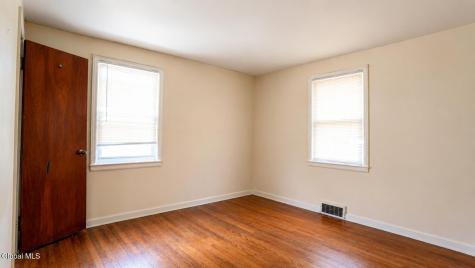 19 Marwill Street Albany NY 12209
