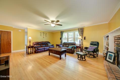 38 Shadow Wood Way Ballston Lake NY 12019