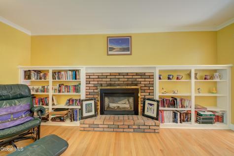 38 Shadow Wood Way Ballston Lake NY 12019