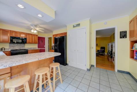 38 Shadow Wood Way Ballston Lake NY 12019