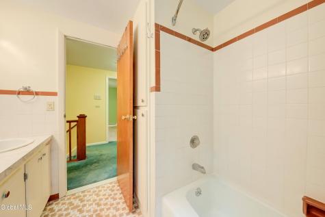 38 Shadow Wood Way Ballston Lake NY 12019