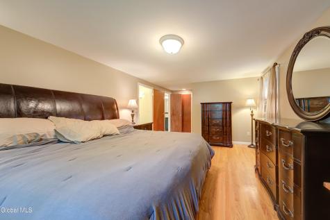 38 Shadow Wood Way Ballston Lake NY 12019