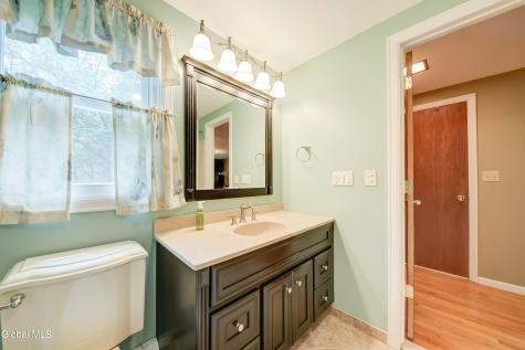 38 Shadow Wood Way Ballston Lake NY 12019