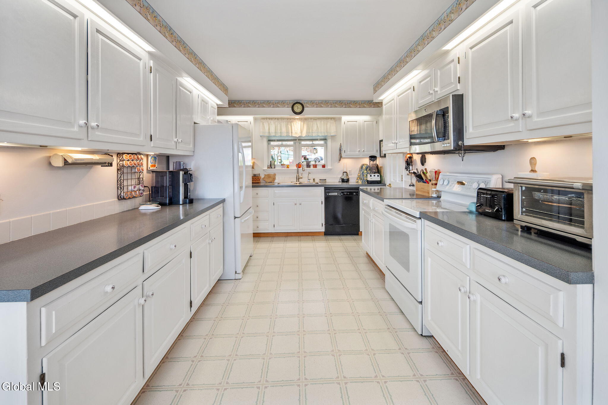 377 Pangburn Road Schenectady NY 12306