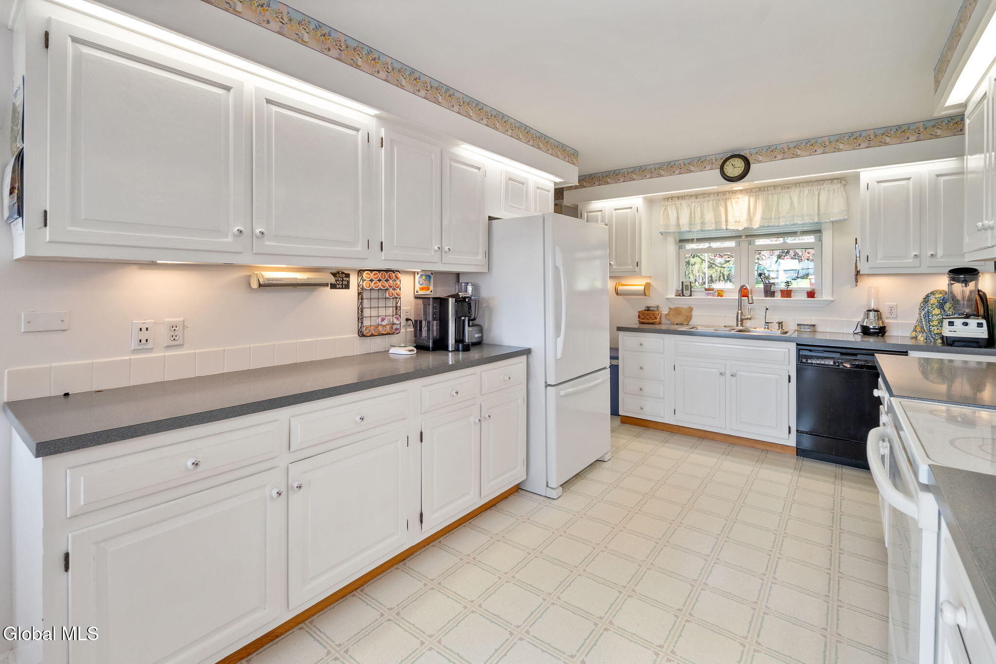 377 Pangburn Road Schenectady NY 12306